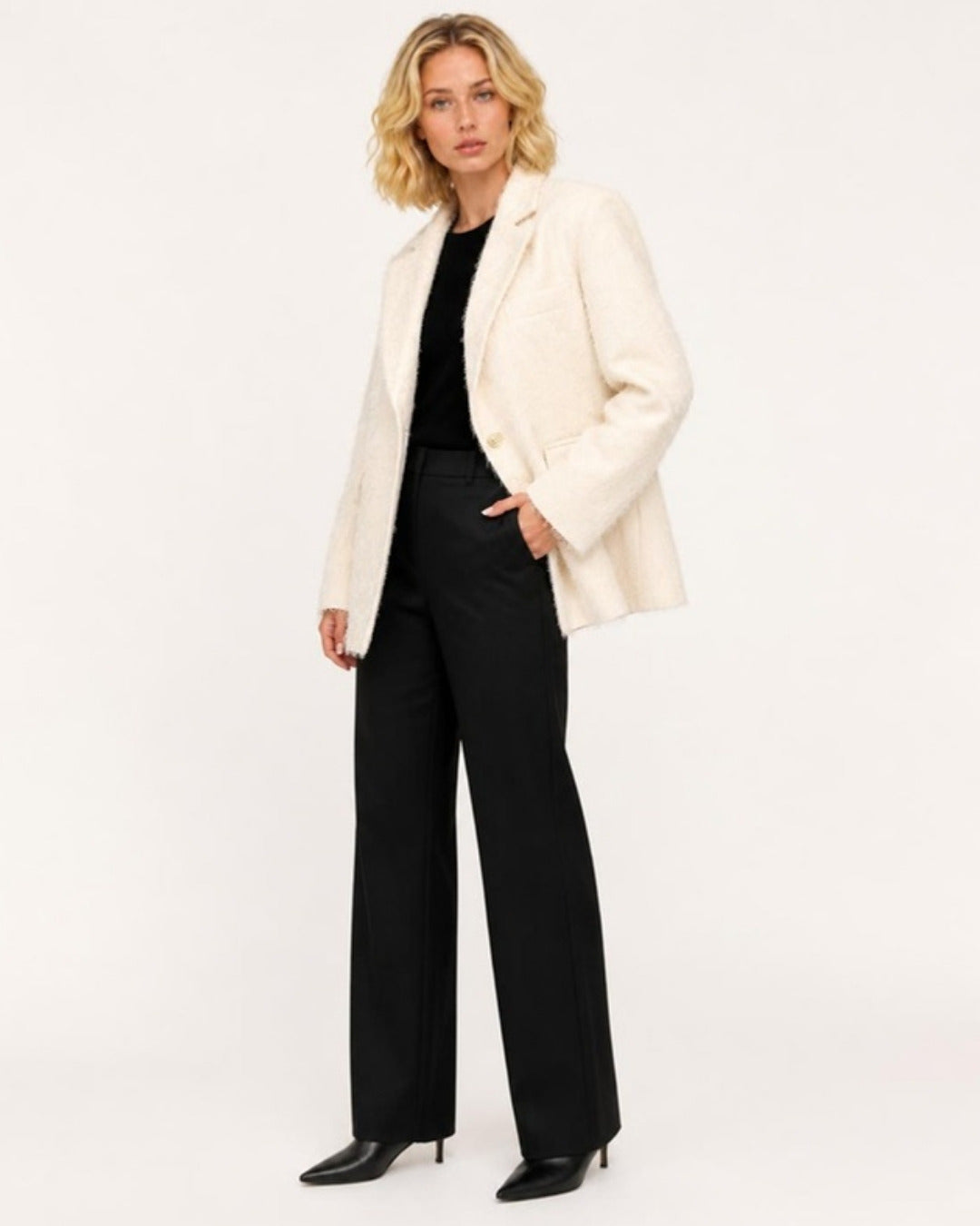 Fenna Ruimvallende Blazer Crème - driekwart