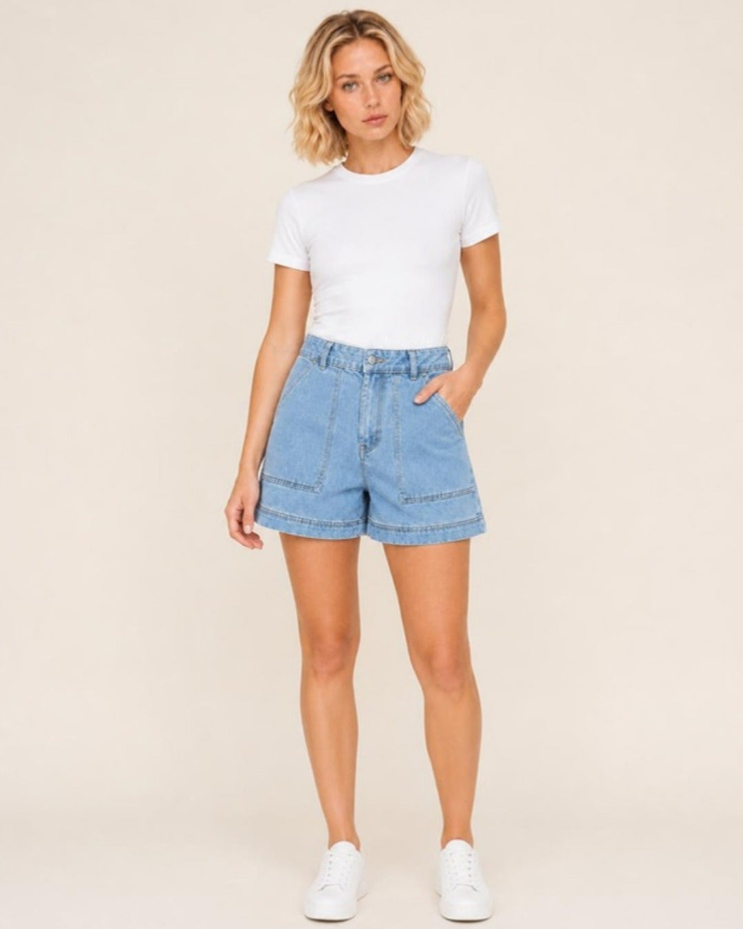 Fenna Denim Lichtblauw - vooraanzicht