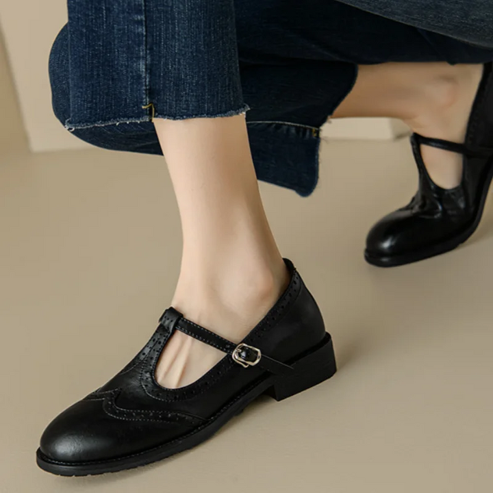 Johanna – Elegante Dames T-Strap Schoenen