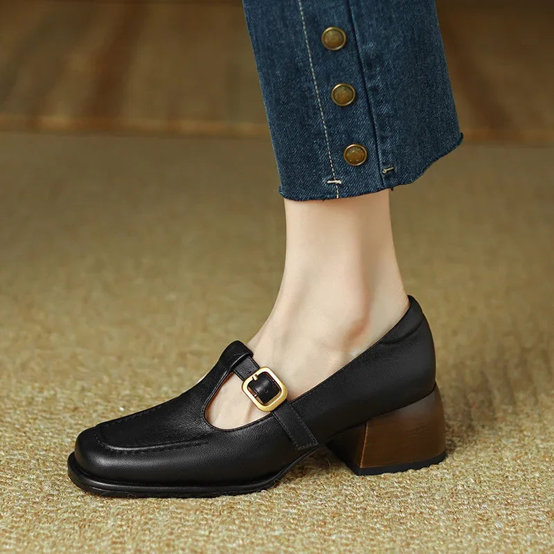 Emilia – Vintage-Stijl T-Strap Schoenen