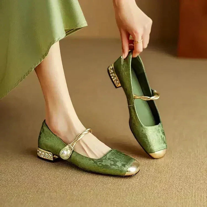Frieda – Klassieke Strap Schoenen met een Elegante Uiterlijk