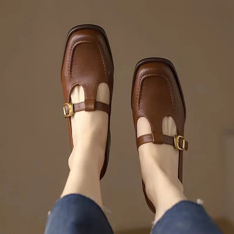 Emilia – Vintage-Stijl T-Strap Schoenen