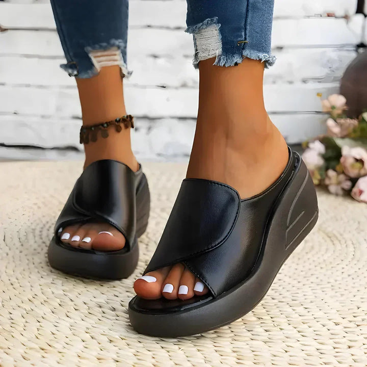 Brenda | Wedge Platform Sandalen
