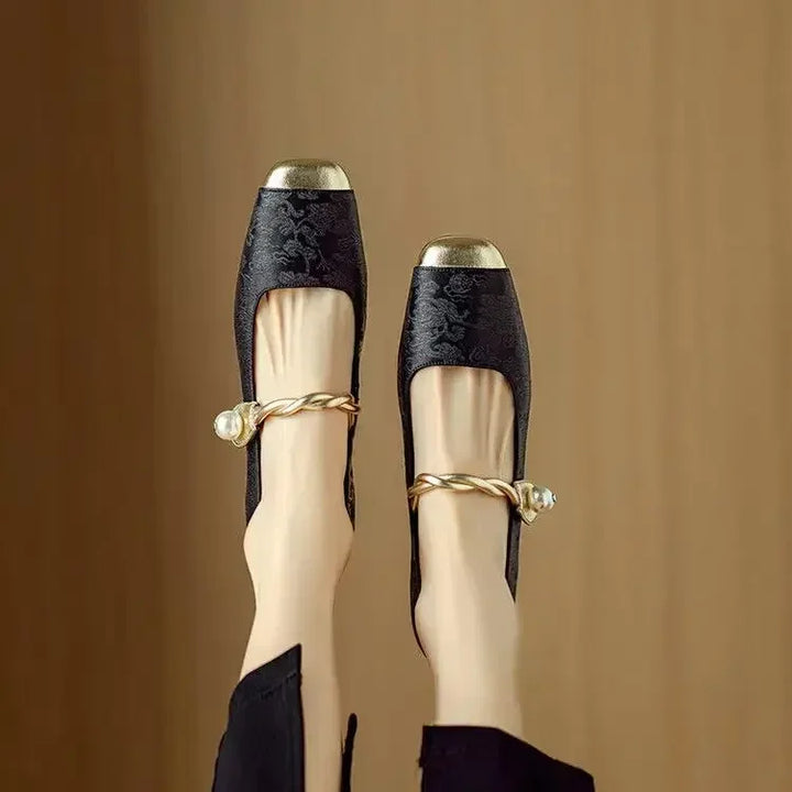 Frieda – Klassieke Strap Schoenen met een Elegante Uiterlijk