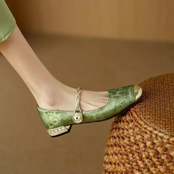 Frieda – Klassieke Strap Schoenen met een Elegante Uiterlijk