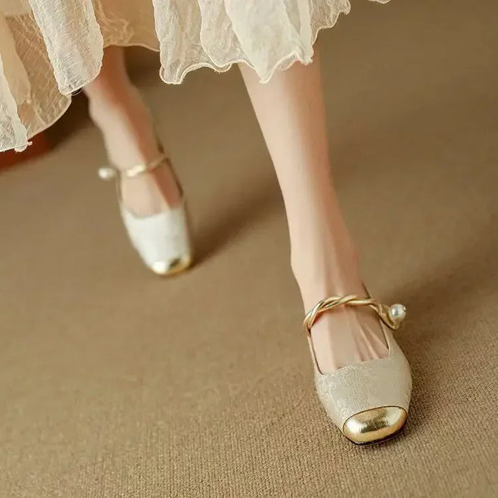 Frieda – Klassieke Strap Schoenen met een Elegante Uiterlijk